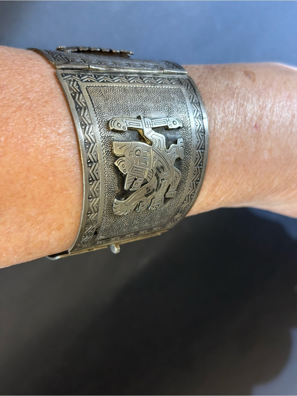 Silver Peruvian cuff bracelet - Picture 11 of 13